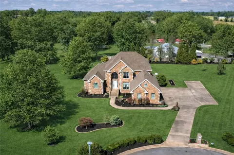 645 N Riding Ridge Ln, Fayetteville, AR 72704
