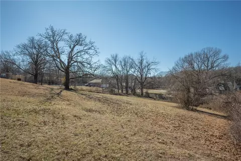 Sherry Drive, Neosho, MO 64850 photo 5