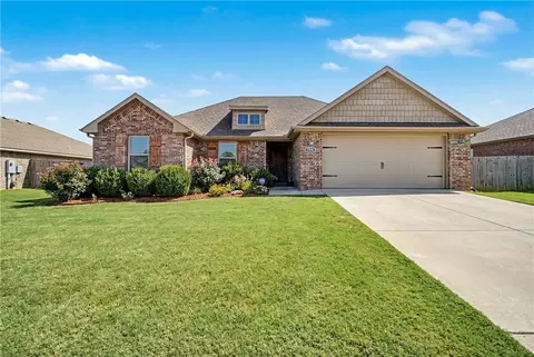 729 NW 64th Ave, Bentonville, AR 72713