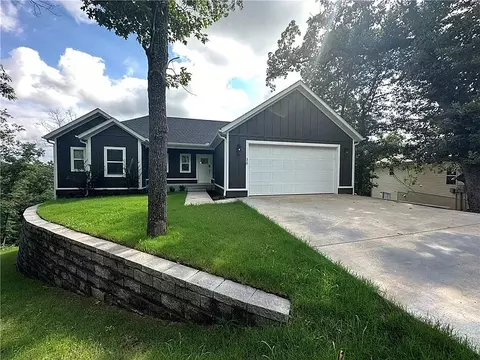 38 Ramsey Dr, Bella Vista, AR 72714