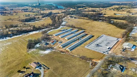 11013 Wpa Rd, Gentry, AR 72734