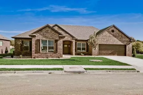 13 Villas Way, Bella Vista, AR 72715