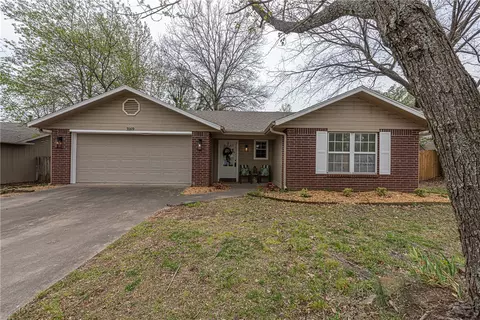 3169 W Mica St, Fayetteville, AR 72704