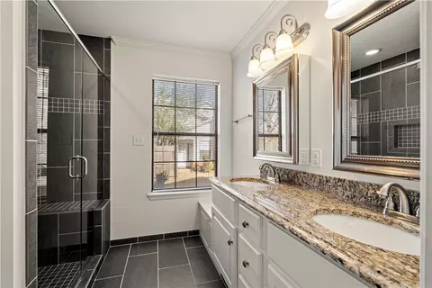 Bath - 9124 Brooken Oaks, Fort Smith, AR 72908 photo 1 of 2