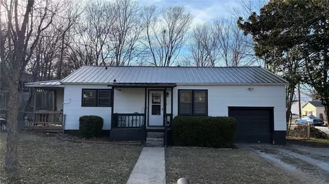 224 N Allen St, Harrison, AR 72601