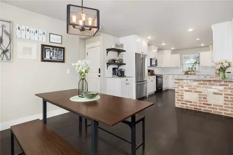 1105 Nemett Cir, Pea Ridge, AR 72751