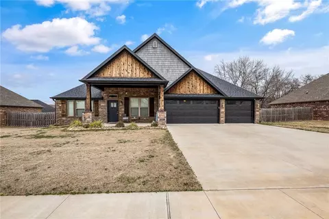 440 Windgate Rd, Farmington, AR 72730