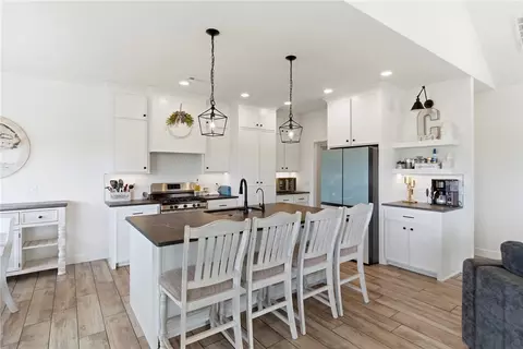Kitchen - 1251 Bootleg Rd, Bentonville, AR 72713 photo 1 of 4