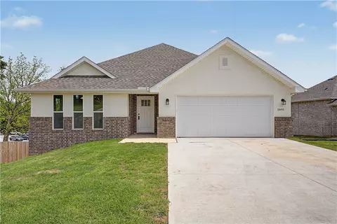 2895 Roe Deer St, Springdale, AR 72762