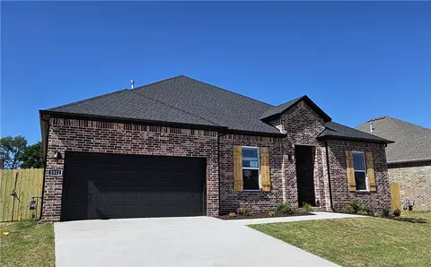 5355 Nicolas Ave, Springdale, AR 72762