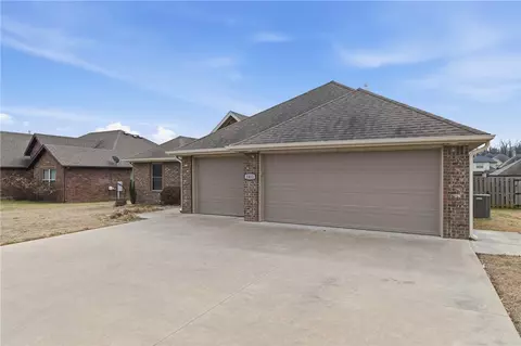 1411 Amber, Centerton, AR 72719 photo 48