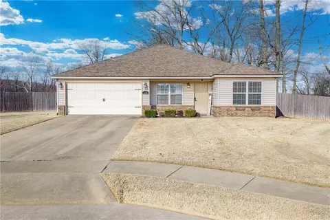 5249 Flint Creek Cv, Springdale, AR 72762