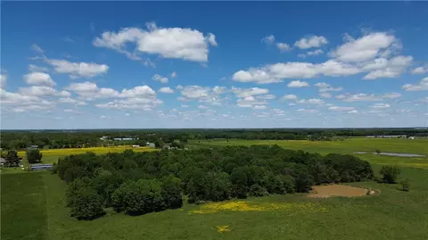 Ruby Hall Road, Gentry, AR 72734