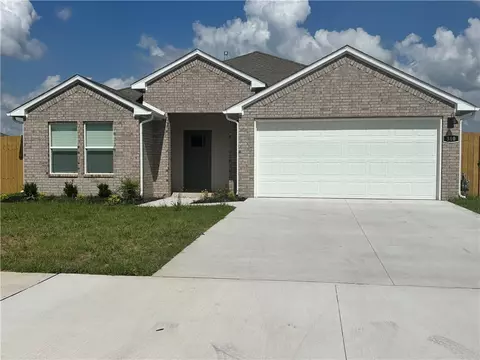 300 Greer St, Pea Ridge, AR 72751