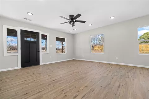 Living - 4953 Maris Loop, Harrison, AR 72601 photo 1 of 7