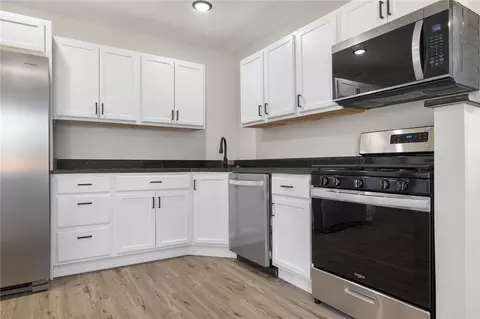 Kitchen - 4953 Maris Loop, Harrison, AR 72601 photo 1 of 2