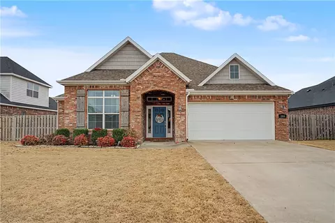 2014 W Broadway Pl, Rogers, AR 72758