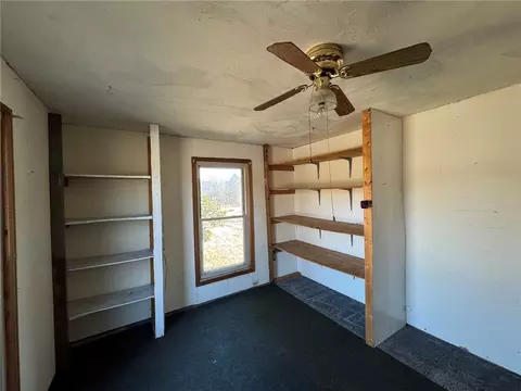Bedroom - 446 Steamboat Dr, Norfork, AR 72658 photo 5 of 5