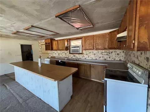 Kitchen - 446 Steamboat Dr, Norfork, AR 72658 photo 1 of 2