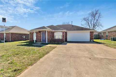 3807 Carriageway Ave, Bentonville, AR 72712