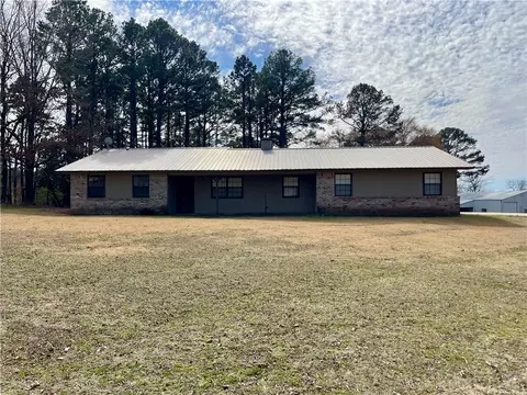 914 Quail Hollow Rd, Dover, AR 72837