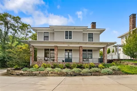 1850 N Clifton Ave, Fayetteville, AR 72701