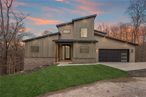 20 Yarrow Ln, Bella Vista, AR 72715