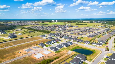 View/Area - 1121 Canyon Maple St, Centerton, AR 72719 photo 11 of 12