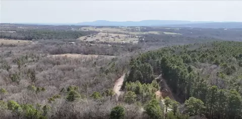 Whorton Mountain Road, London, AR 72847