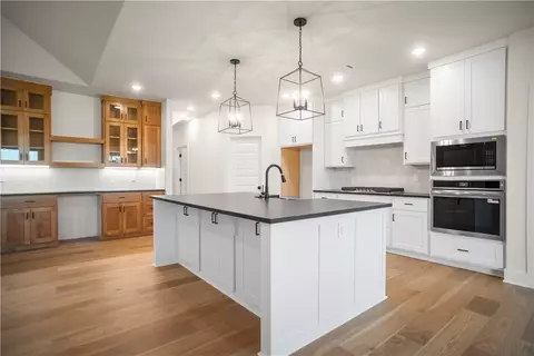 Kitchen - 1130 Canyon Maple St, Centerton, AR 72719 photo 1 of 1