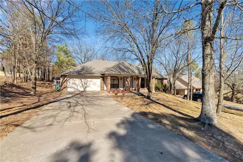 742 Birwin St, Fayetteville, AR 72703