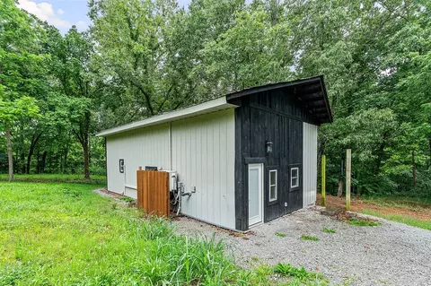 20619 Wade Rd, Springdale, AR 72764
