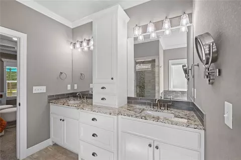 Bath - 1311 Montieri Dr, Centerton, AR 72719 photo 3 of 6