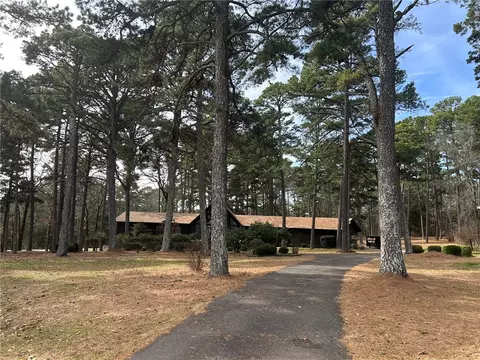 216 Quarry Rd, Russellville, AR 72802