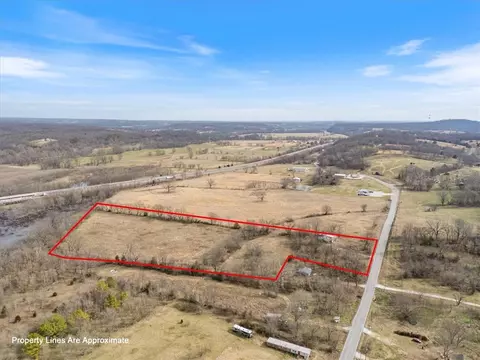 17604 Kincheloe Rd, Siloam Springs, AR 72761