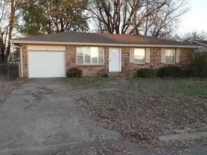 987 Eastgate St, Siloam Springs, AR 72761