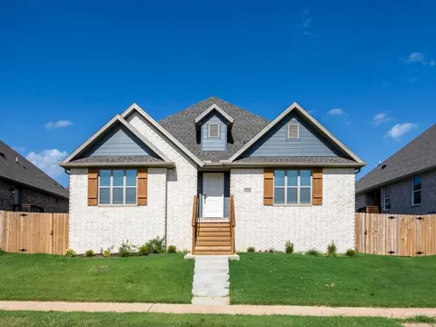 4300 SW Adams Rd, Bentonville, AR 72713