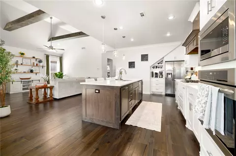 1220 Hope St, Centerton, AR 72719