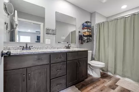 Bath - 233 Fair Rd, Goodman, MO 64843 photo 1 of 2