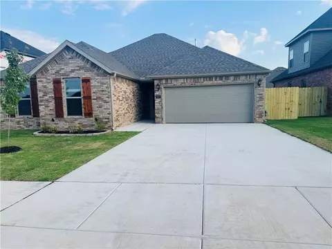 6604 SW Orange Ave, Bentonville, AR 72713