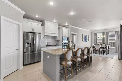 Kitchen - 664 Malbec Rd, Springdale, AR 72762 photo 1 of 2
