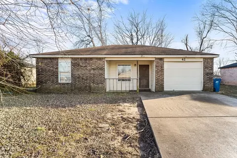42 Burnett Cir, Bentonville, AR 72712