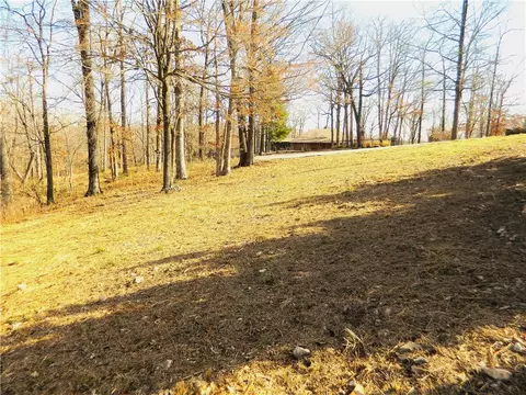 N Hilltop Circle, Rogers, AR 72756