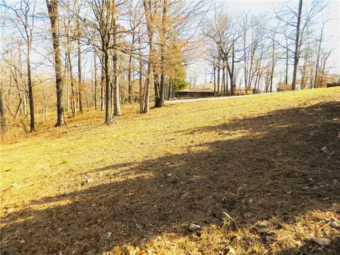 N Hilltop Circle, Rogers, AR 72756