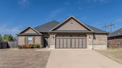 566 Parkside Cv, Bethel Heights, AR 72764