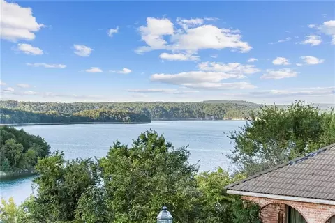 View/Area - 8289 Eagle Crest Dr, Rogers, AR 72756 photo 5 of 9
