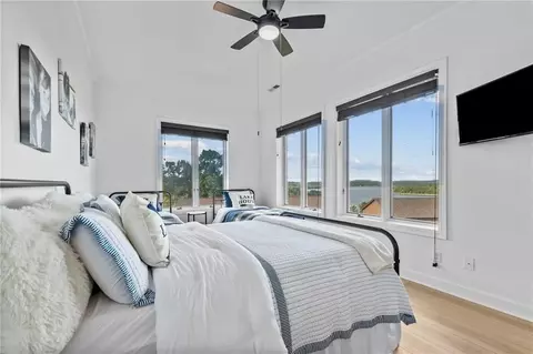 Bedroom - 8289 Eagle Crest Dr, Rogers, AR 72756 photo 4 of 7
