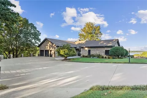 Exterior - 8289 Eagle Crest Dr, Rogers, AR 72756 photo 11 of 11