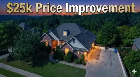 3703 NW Mountainview Rd, Bentonville, AR 72712