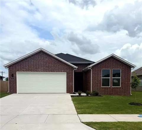 1011 Thornwood Pl, Bentonville, AR 72713